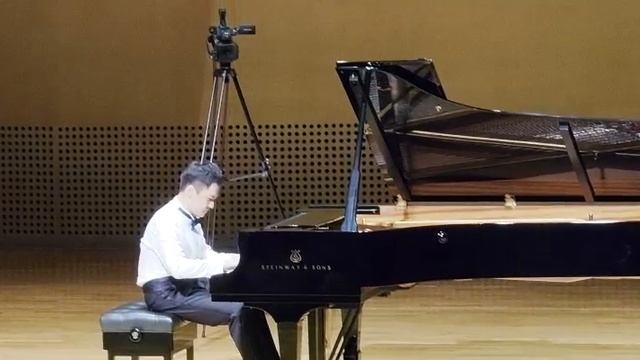 王星野山西大剧院钢琴独奏音乐会 海顿C大调奏鸣曲第三乐章