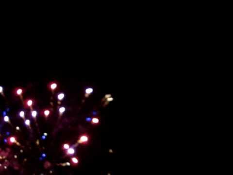 Новогодний салют 2010 смотреть онлайн