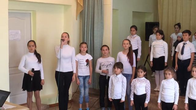 Флешмоб "Голоса Крыма" ко Дню народного единства. Тургеневский СК, Бахчисарайский район. смотреть онлайн