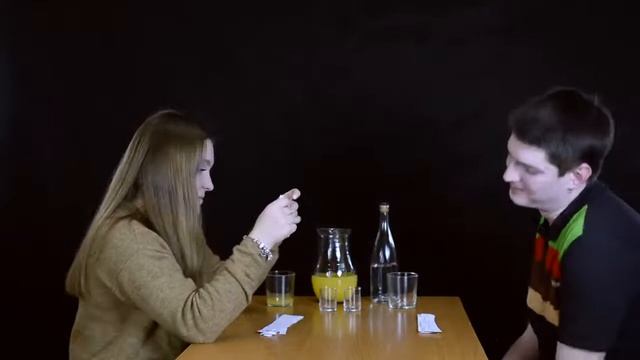 Правда или выпивка Свидание в слепую смотреть онлайн
