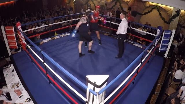 Ultra White Collar Boxing | Harrogate | Chris Simpson VS Sam Carter смотреть онлайн