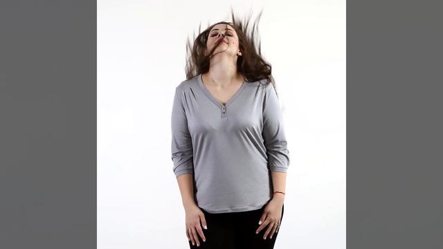 DECADE представя : Модел : L1043 Дамска  блуза с 3/4 ръкав остро деколте https://decade.shop/ смотреть онлайн