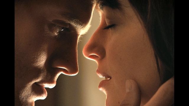 Fifty Shades Of Grey Soundtrack - Love Me Like You Do - Ellie Goulding 🎼 🎵