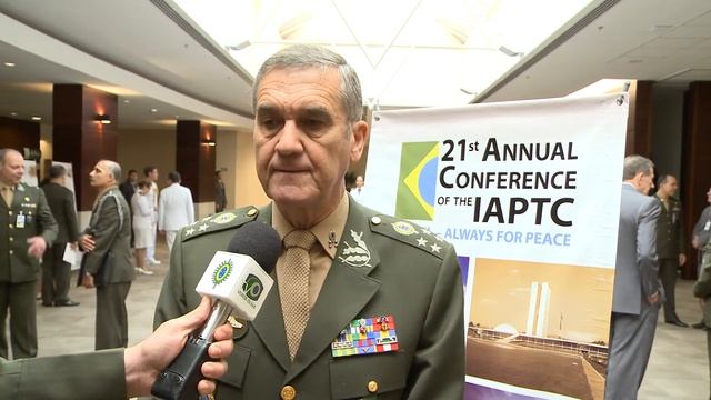 Gen Ex Villas Bôas - Brazilian Army Commander - Interview смотреть онлайн
