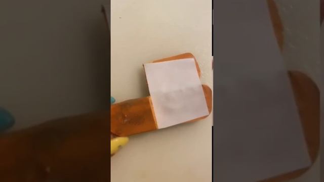 ЛАЙФХАК КАК СПИСАТЬ НА УРОКЕ😱 смотреть онлайн