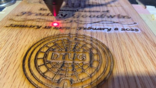 Oak Plaque On the 60 watt CO2 laser смотреть онлайн