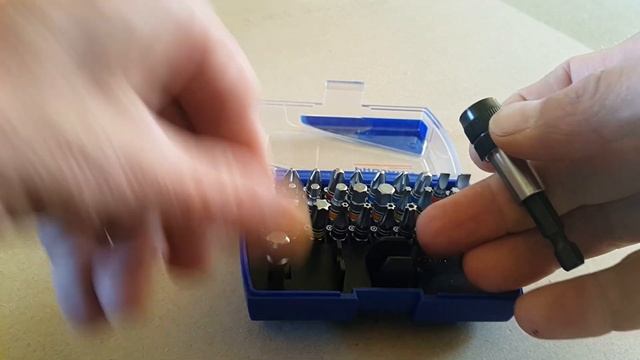 PROJAHN - zestaw 25 mm końcówek wkrętakowych typu bit HEX ¼". смотреть онлайн