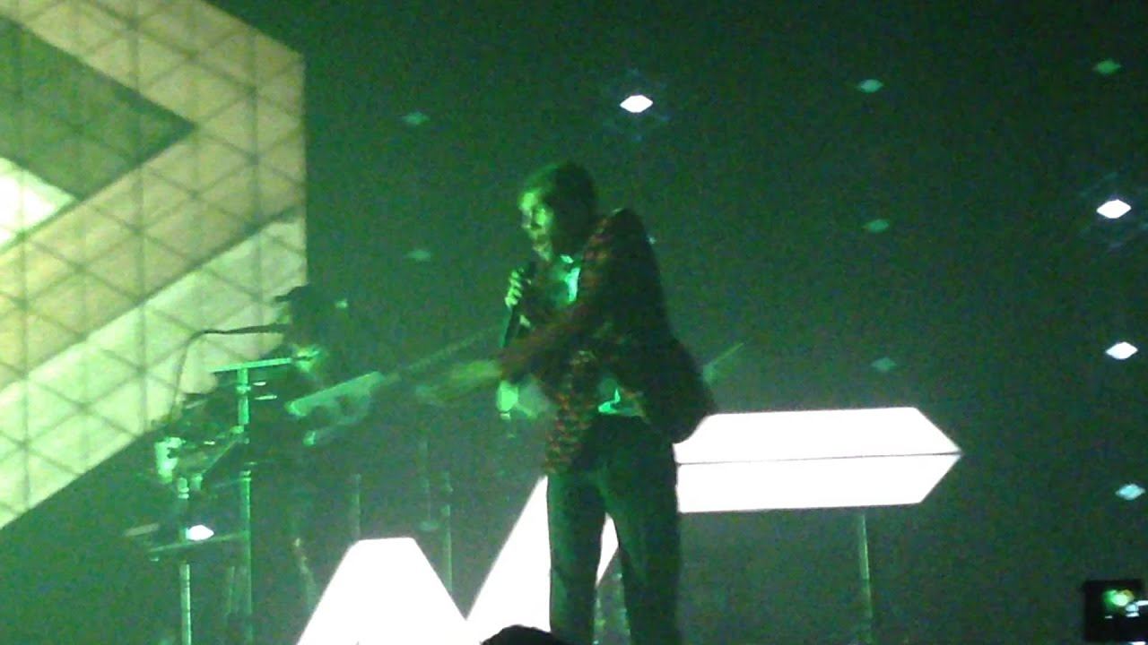 Stromae - Tous Les Memes Live @ Zenith De Paris Concert 8 Avril 2014