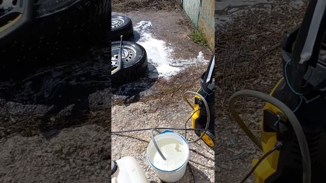 39 литров воды чтобы помыть 4 колеса. смотреть онлайн