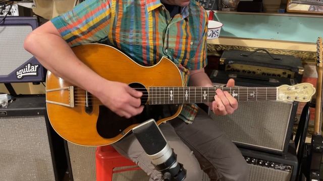 1930s Kay Kraft Stye C 2-point archtop guitar смотреть онлайн