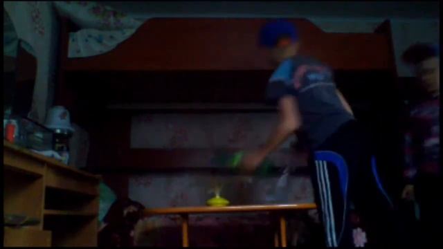 Бутылка воды челедж смотреть онлайн