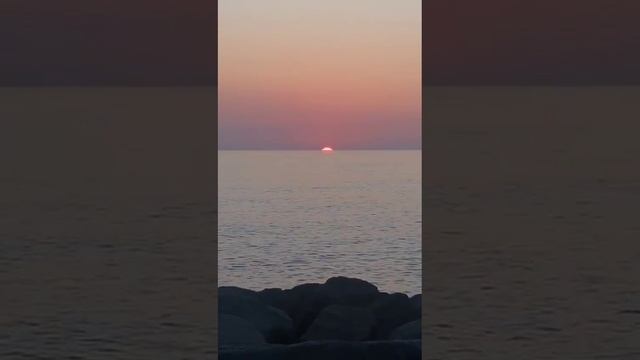 А Вы часто видите такой Морской закат? смотреть онлайн