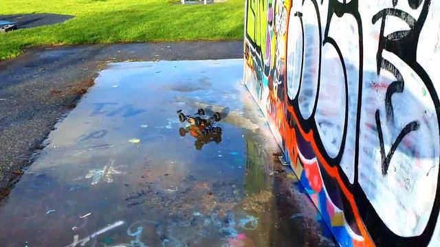 RC NOOB vs ARRMA TYPHON 6S BLX V5 at Skatepark!! смотреть онлайн