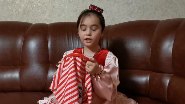 Нугайбекова Лилия читает стихотворение Мусы Джалиля смотреть онлайн