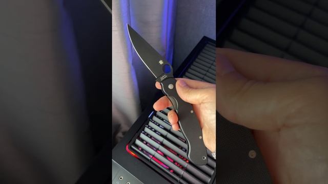 Spyderco Military C36GPBK смотреть онлайн
