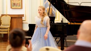 Василиса Ершова, 10 лет
Русская народная песня "Грушица"