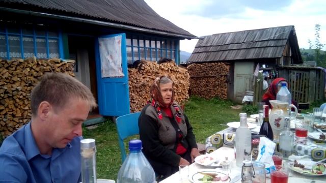 Гуцульська співанка про попа смотреть онлайн