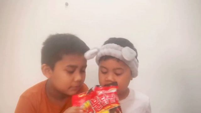 Aryan & Adrian Cuba Air Kotak Jelly Viral смотреть онлайн