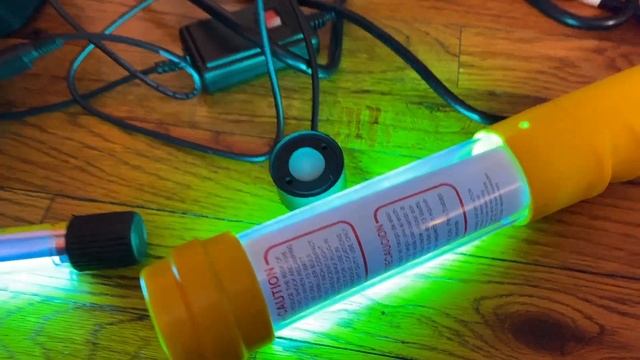 Using the Extech SDL470: UVA / UVC Light Meter/Datalogger смотреть онлайн