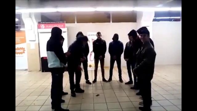 Тает Лёд - Пацанчики в супермаркете смотреть онлайн