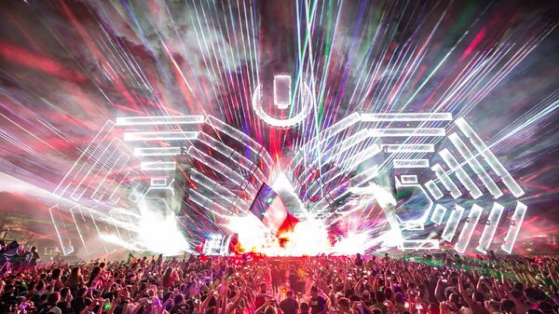 Mario Lopez - Angel Eyes (DjsNake Hands Up Rmx 2k12)💥🔊✌️ смотреть онлайн