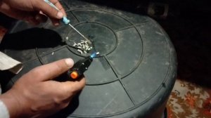 Как склеить пластиковый таз