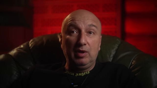 Первые дни в тюрьме ! Что нельзя делать новичку, как правильно общаться в камере. смотреть онлайн