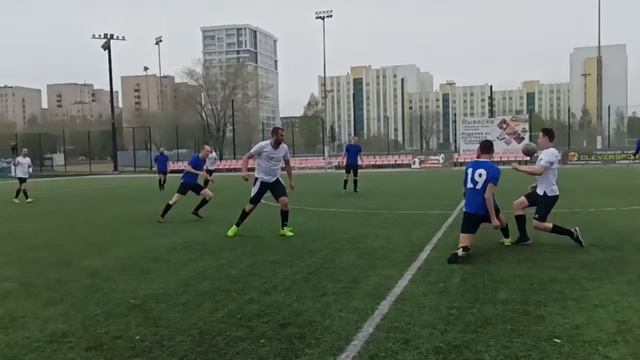 Матч 7 тура Чемпионата ЦЛФ-2022 ГФК "СПОРКОРРД-ЛЕГЕНДЫ" \\\ LILA FLORA GRUPP смотреть онлайн