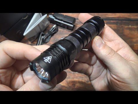 Nitecore P10iX Flashlight Kit Review! смотреть онлайн
