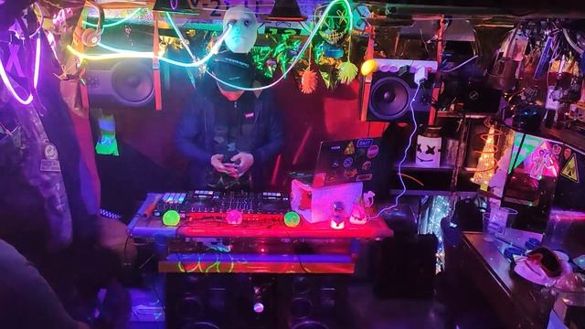NITROBEAT - Mixtape by Sasha DKLR - Heavyweight смотреть онлайн
