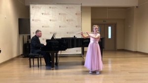 И.С.Бах «Шутка из Сюиты си минор», Головий Иоанна, флейта.