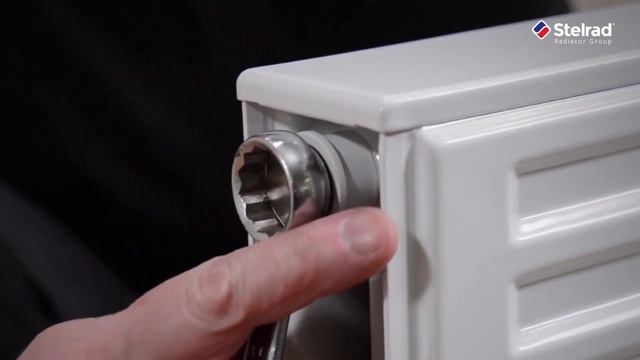 Installing A Vertical Stelrad Radiator
