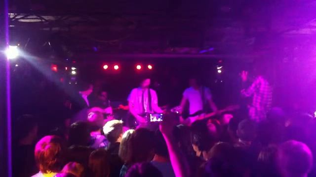 4 апреля - Все горит огнем (live, 30.03.2012) смотреть онлайн