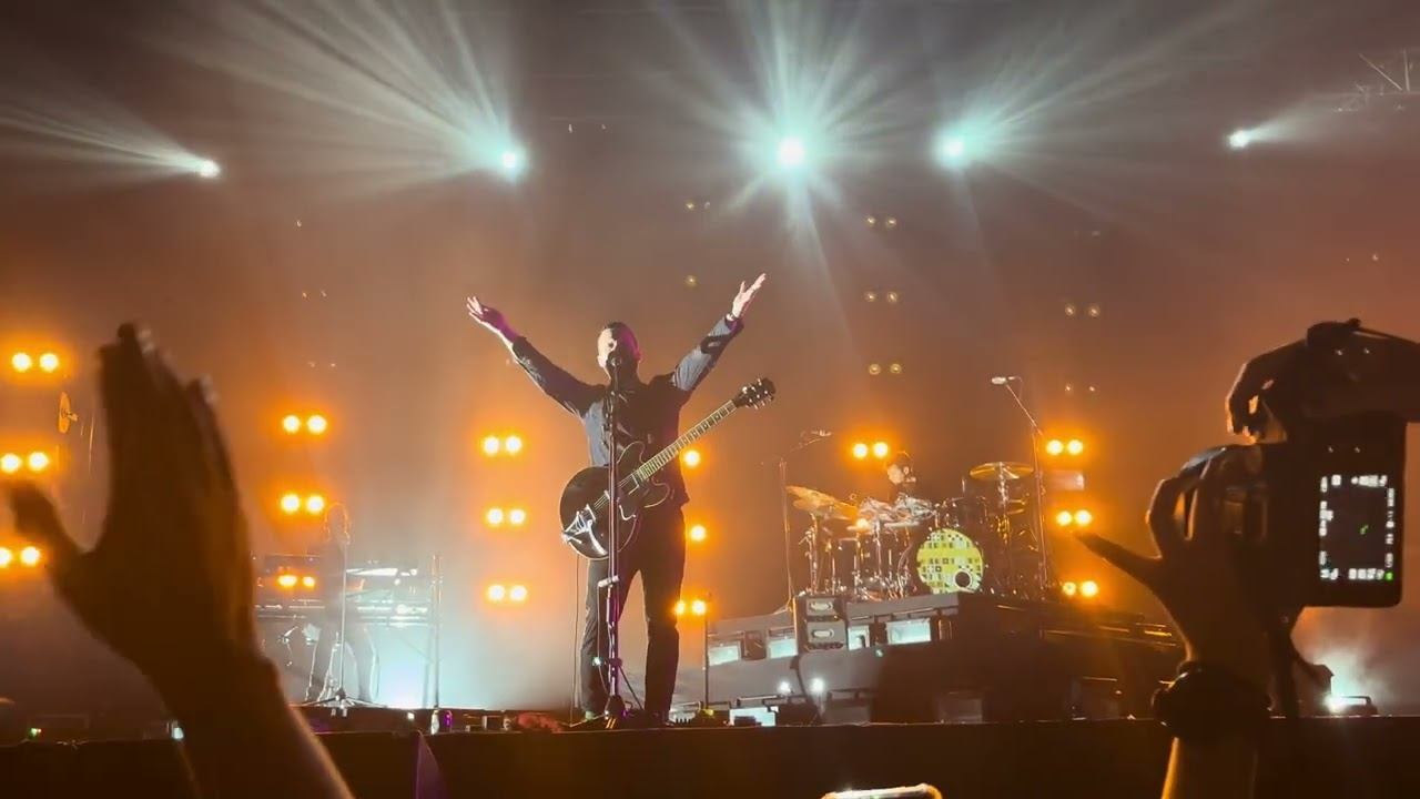 Big Tv - White Lies ( #pepsicenter 20/09/2023 #mexicocity ) смотреть онлайн