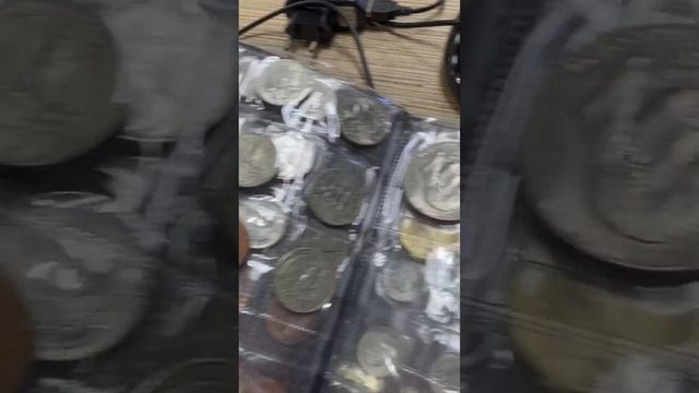 По чем я купил коллекцию монет #антиквариат #барахольщик #люпен #винтаж #тикток #ссср #скупка смотреть онлайн