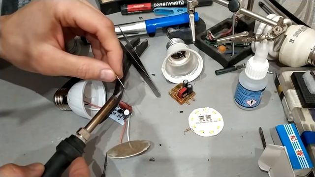 Переделка светодиодной лампочки для долговечной работы. Вечная LED лампа для растений. смотреть онлайн
