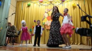 Певица Зара в Великолетчанском детском доме