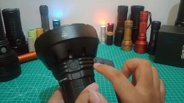 IMALENT SR16 Monster Flashlight (beamshot imalent sr16 vs acebeam x65) смотреть онлайн