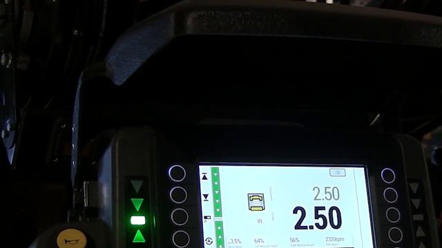 How to Set Up Grade Control on Cat® F-Series Asphalt Pavers смотреть онлайн