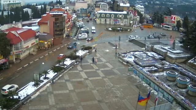 Вебкамера "Площадь Советская". Запись 27.02.2018 18:00:03 смотреть онлайн
