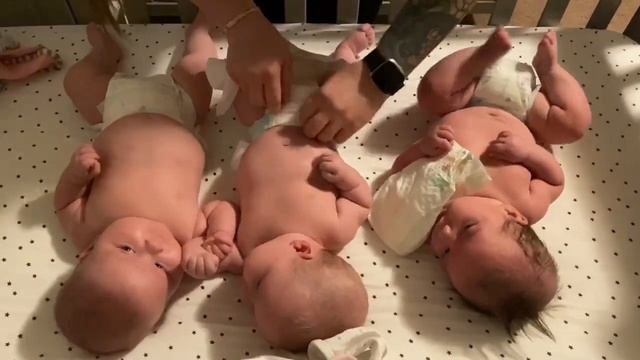 Solo Triplet Bedtime Routine! смотреть онлайн
