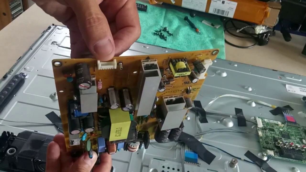 COMMENT REPARER PANNE TV LG ECRAN NOIR 42 Pouces .Tuto Dépannage ..( Résolue )...Démontage Complet