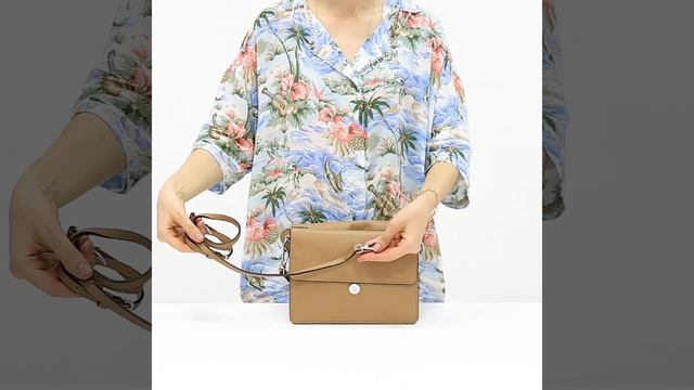 Сумка через плечо Coccinelle E1-DM7-12-01-02-N02 beige смотреть онлайн