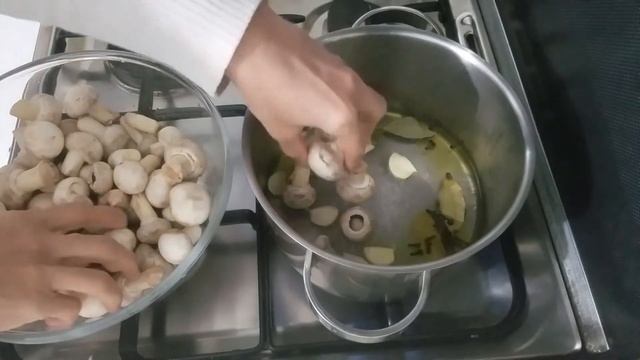 MANTAR TURŞUSU/MARİNE EDİLMİŞ KÜLTÜR🍄 MANTARI/МАРИНОВАННЫЕ ГРИБЫ-ШАМПИНЬОНЫ/Pickled Champignons смотреть онлайн