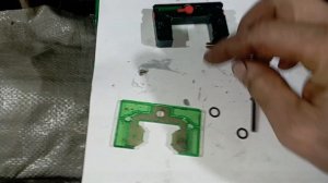 Установка смазочного картриджа E2 на линейные направляющие HIWIN