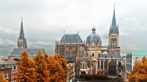 Аахен, Германия, пешеходная экскурсия 4K 60 FPS - красивый немецкий город