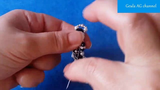 Beaded Bracelet by Two Needles Method Black and White Diy Beads Bracelet Tutorial for Beginners смотреть онлайн