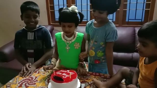kutty Annie serin 5th happy birthday. смотреть онлайн