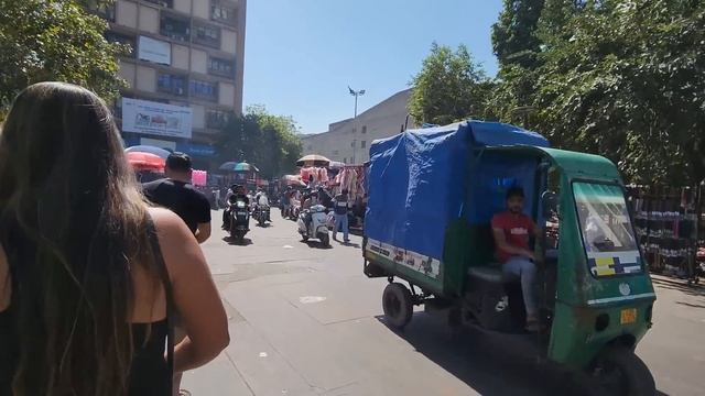 CHEGAMOS NA INDIA, PRIMEIRAS IMPRESSÕES смотреть онлайн