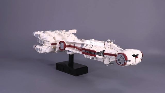 LEGO Tantive IV & Liberator CR90 Corvettes смотреть онлайн